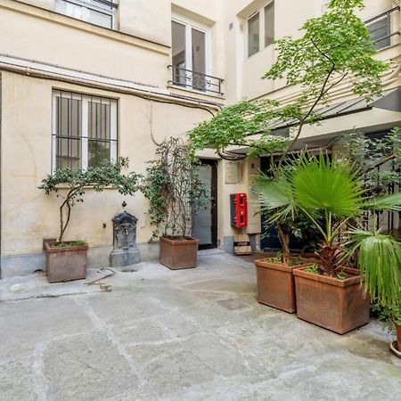 Studio In The Marais District - Paris - Welkeys Apartment Luaran gambar